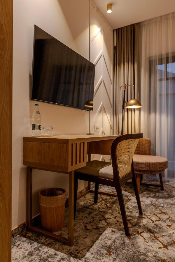 Hotel Branco Timisoara Ngoại thất bức ảnh