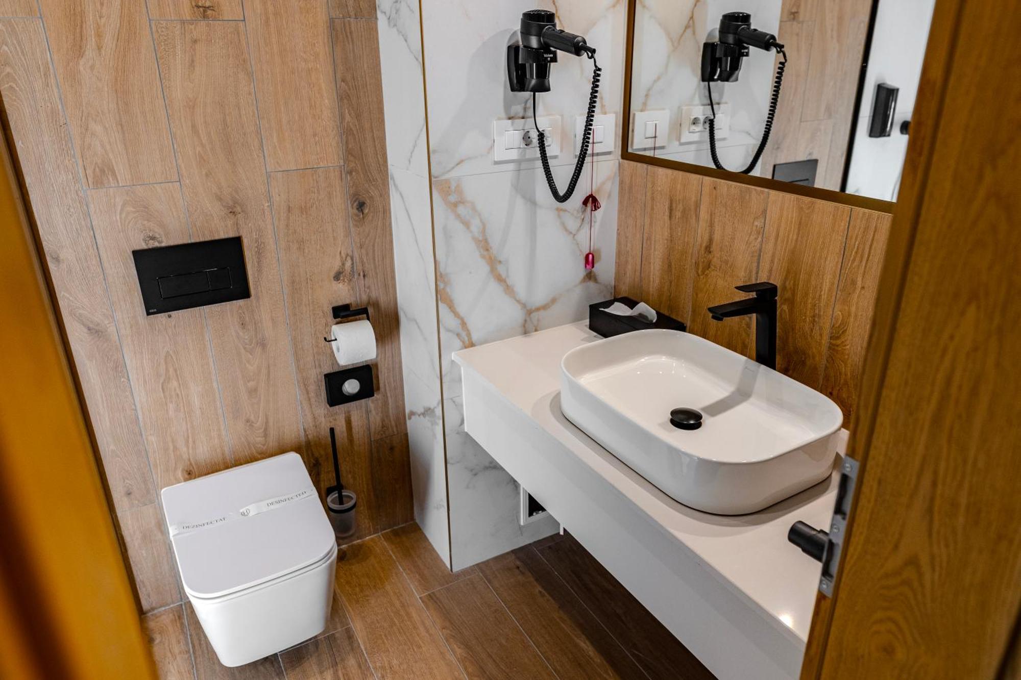 Hotel Branco Timisoara Ngoại thất bức ảnh